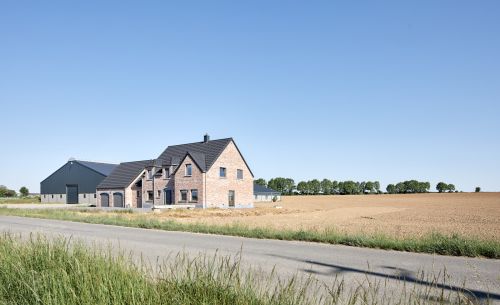 HABITATION J HABITATION J